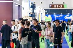 <b>“泡泡丛林”为情</b>